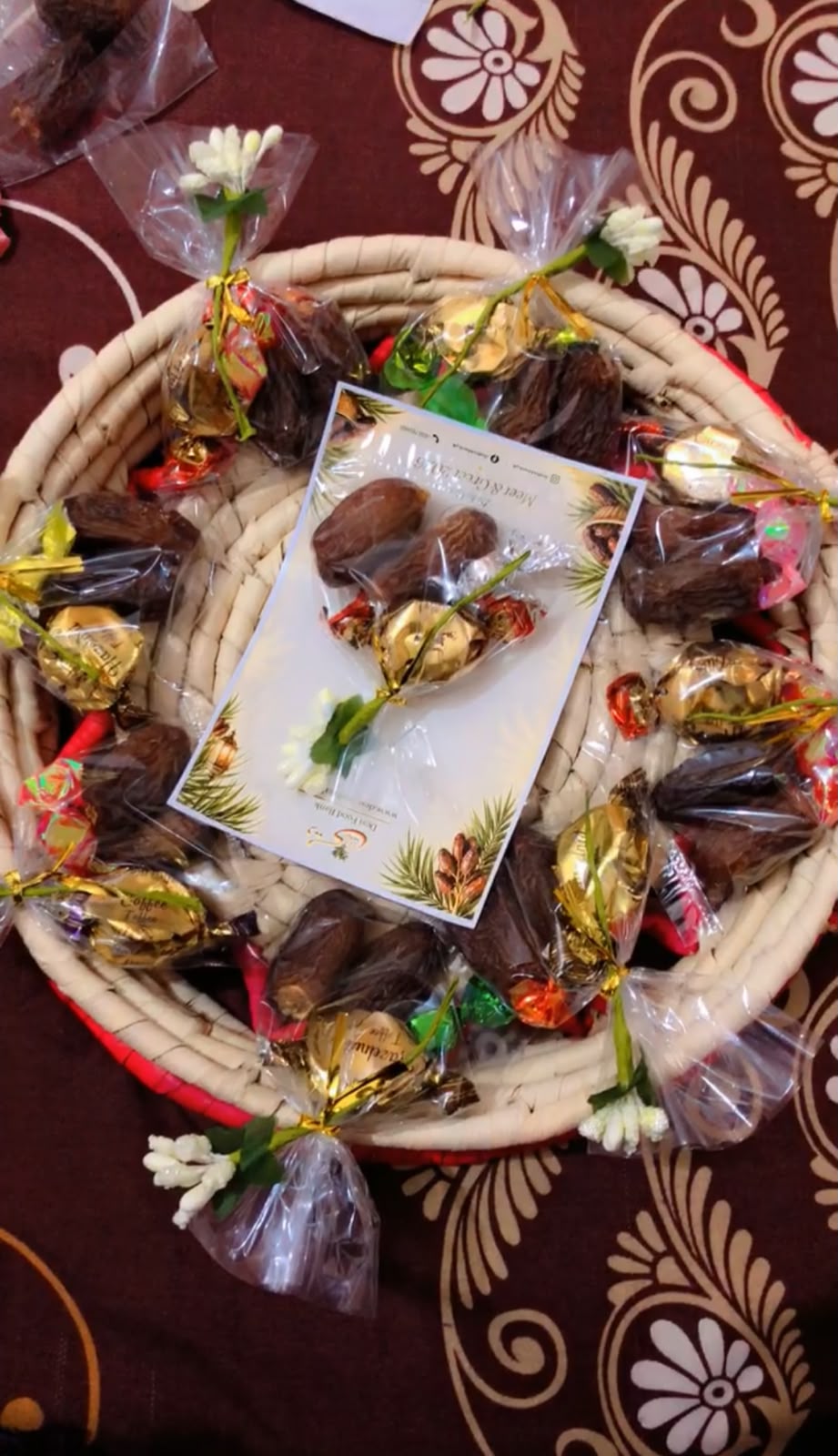 Nikah Chuharay | Customized Chuhara Favors for Nikah | Traditional Wedding Favors | Chuharay & Chocolates Gift Basket